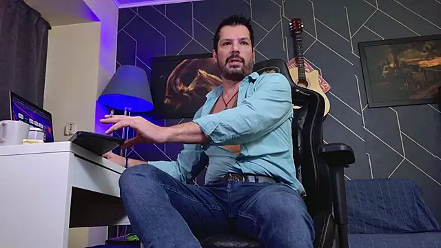 ChrisKox online show from 11/27/25, 06:04