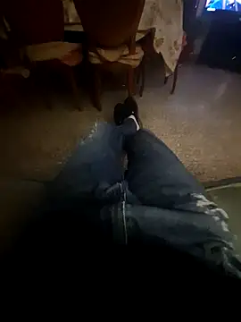 Snapshot of gianlux128bis chatting on 02/21/25, 08:38 gianlux128bis online show from 02/21/25, 08:38