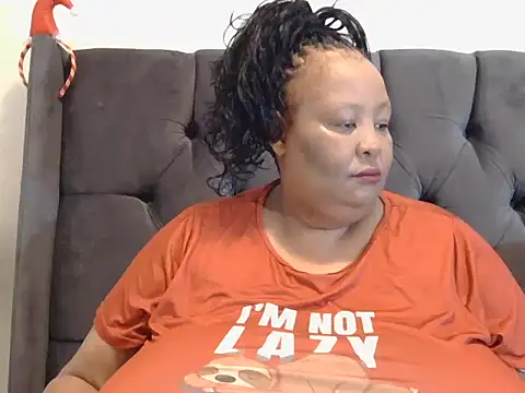 Snapshot of nancy111 chatting on 12/23/25, 02:42 nancy111 online show from 12/23/25, 02:42