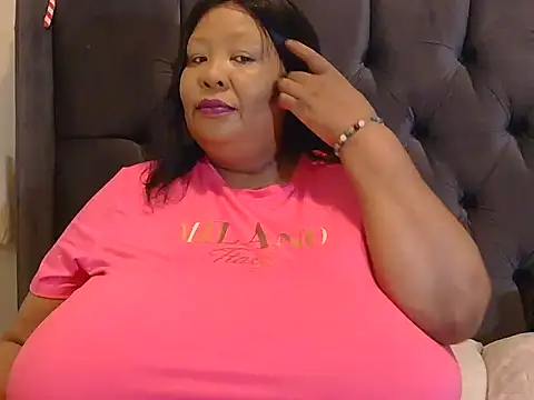 Snapshot of nancy111 chatting on 02/01/26, 01:04 nancy111 online show from 02/01/26, 01:04