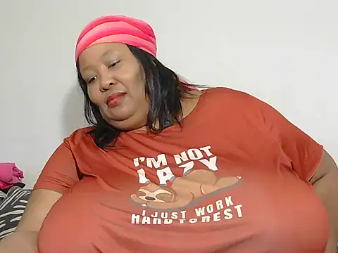 Snapshot of nancy111 chatting on 02/04/26, 01:39 nancy111 online show from 02/04/26, 01:39