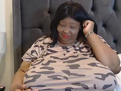 Snapshot of nancy111 chatting on 02/27/26, 02:00 nancy111 online show from 02/27/26, 02:00