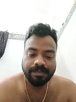 Snapshot of mikki1355 chatting on 12/03/25, 01:46 mikki1355 online show from 12/03/25, 01:46