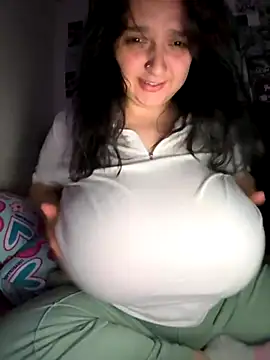 aliceayres797 online show from 10/19/25, 03:18