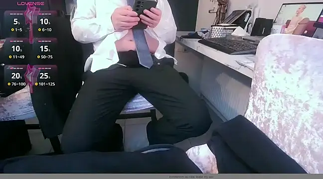 Snapshot of jiminpete chatting on 12/04/24, 08:56 jiminpete online show from 12/04/24, 08:56