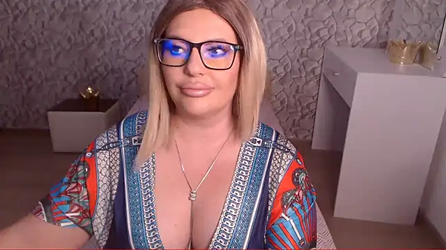 KarlaDivineTS online show from 12/09/24, 02:49