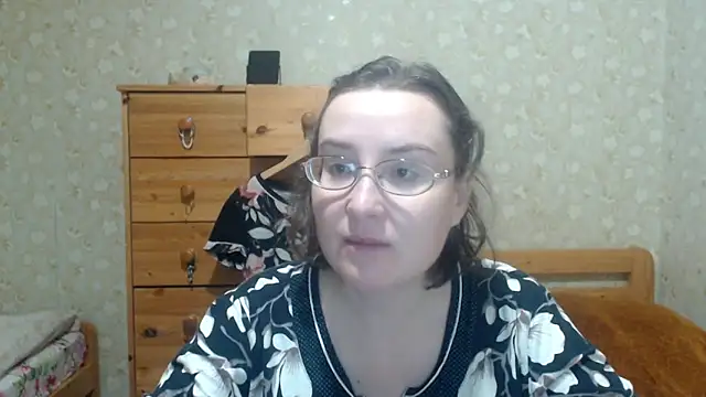 Smart Rose online show from 11/17/25, 05:41