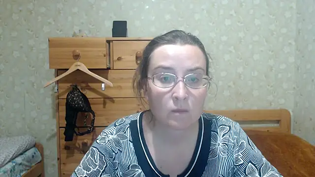 Smart Rose online show from 12/16/25, 04:34