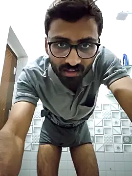 krishna8035 online show from 11/23/25, 10:48