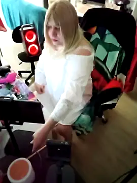 JulietteMaitresse online show from 03/29/26, 09:42