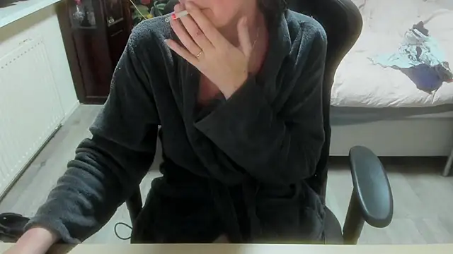 Snapshot of minoesje37 chatting on 02/11/26, 08:36 minoesje37 online show from 02/11/26, 08:36