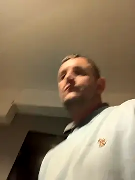 Eddieh2k7 online show from 11/27/25, 12:13