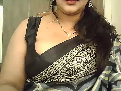 Snapshot of Spandana_Sweety chatting on 02/21/26, 06:14 Spandana Sweety online show from 02/21/26, 06:14