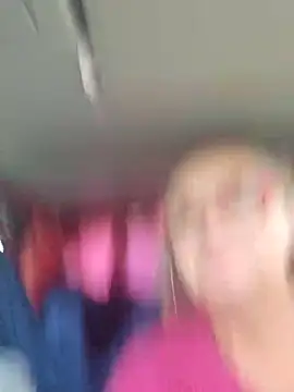 Snapshot of MucMilf59 chatting on 03/14/25, 07:04 MucMilf59 online show from 03/14/25, 07:04