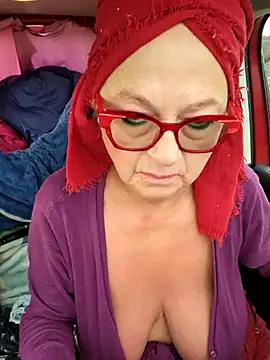 Snapshot of MucMilf59 chatting on 03/20/25, 07:47 MucMilf59 online show from 03/20/25, 07:47