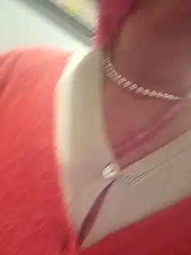 Snapshot of MucMilf59 chatting on 10/27/25, 10:30 MucMilf59 online show from 10/27/25, 10:30