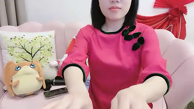 Snapshot of Meilian2021 chatting on 02/14/25, 05:30 Meilian2021 online show from 02/14/25, 05:30