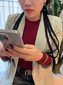 Snapshot of Meilian2021 chatting on 02/20/25, 04:39 Meilian2021 online show from 02/20/25, 04:39