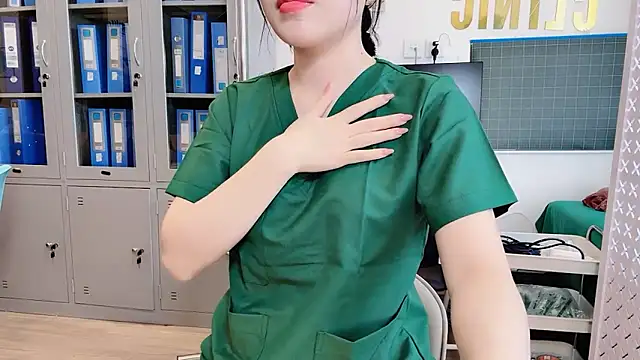 Snapshot of Meilian2021 chatting on 11/13/25, 05:06 Meilian2021 online show from 11/13/25, 05:06