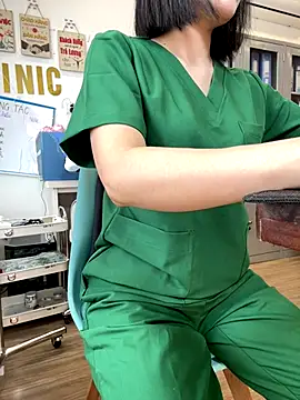 Snapshot of Meilian2021 chatting on 11/22/25, 05:50 Meilian2021 online show from 11/22/25, 05:50