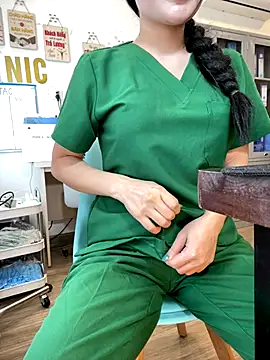 Snapshot of Meilian2021 chatting on 11/30/25, 04:49 Meilian2021 online show from 11/30/25, 04:49