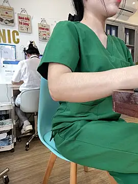 Snapshot of Meilian2021 chatting on 12/20/25, 04:52 Meilian2021 online show from 12/20/25, 04:52