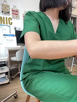 Snapshot of Meilian2021 chatting on 12/22/25, 03:47 Meilian2021 online show from 12/22/25, 03:47