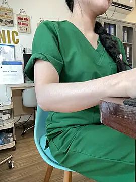 Snapshot of Meilian2021 chatting on 01/08/26, 04:48 Meilian2021 online show from 01/08/26, 04:48