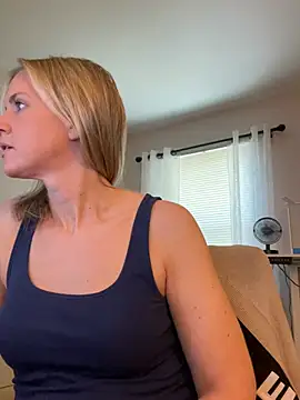 Kay Cakes online show from 07/08/26, 02:21