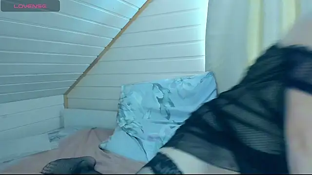 I AM MILF online show from 12/18/24, 10:40