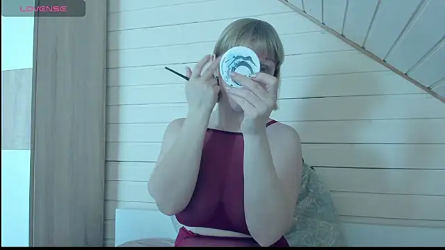 I AM MILF online show from 03/18/25, 07:19