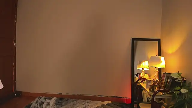 Snapshot of coraline_latin chatting on 03/07/25, 11:38 coraline latin online show from 03/07/25, 11:38