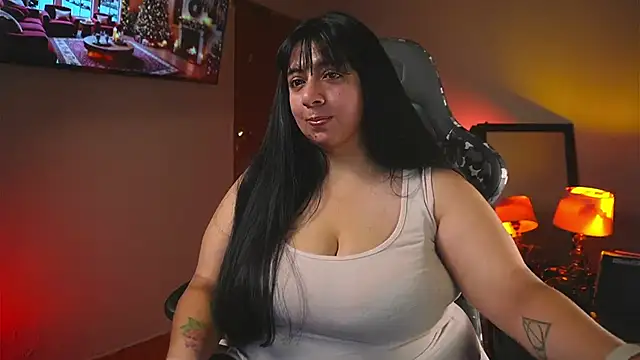 Snapshot of coraline_latin chatting on 11/08/25, 03:34 coraline latin online show from 11/08/25, 03:34