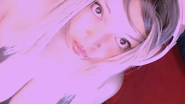 Snapshot of Honey_Lucy1 chatting on 07/15/26, 12:10 Honey Lucy1 online show from 07/15/26, 12:10