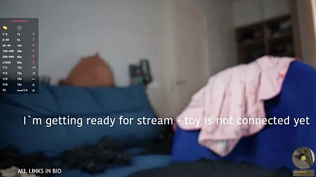 LAUREL HAZEL online show from 02/06/25, 07:07