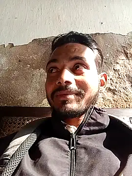 Snapshot of raavan69 chatting on 11/14/25, 08:35 raavan69 online show from 11/14/25, 08:35