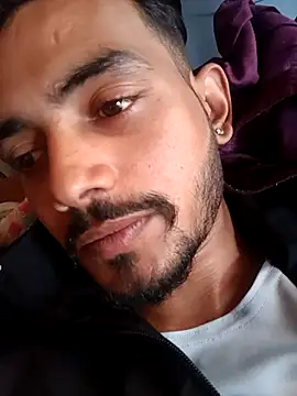 Snapshot of raavan69 chatting on 11/19/25, 09:53 raavan69 online show from 11/19/25, 09:53