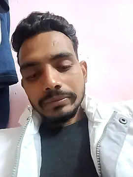 Snapshot of raavan69 chatting on 11/22/25, 03:22 raavan69 online show from 11/22/25, 03:22