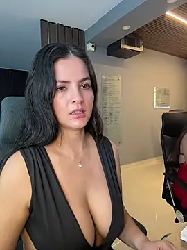 Snapshot of Carolina_Novoa chatting on 07/25/26, 10:40 Carolina Novoa online show from 07/25/26, 10:40