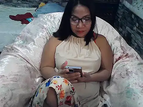 Snapshot of ASIANDOLLY4U chatting on 03/16/25, 01:59 ASIANDOLLY4U online show from 03/16/25, 01:59
