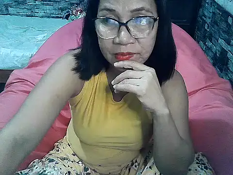 Snapshot of ASIANDOLLY4U chatting on 03/19/25, 06:46 ASIANDOLLY4U online show from 03/19/25, 06:46