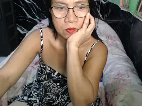 Snapshot of ASIANDOLLY4U chatting on 06/08/26, 10:32 ASIANDOLLY4U online show from 06/08/26, 10:32