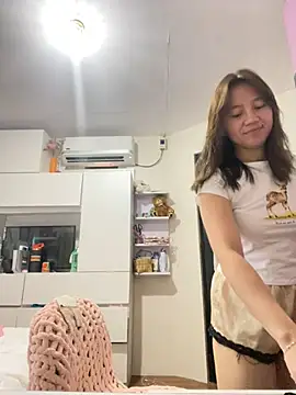 Snapshot of asianmystery203 chatting on 03/06/25, 03:02 asianmystery203 online show from 03/06/25, 03:02