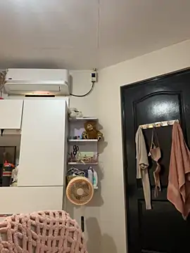 Snapshot of asianmystery203 chatting on 03/09/25, 01:04 asianmystery203 online show from 03/09/25, 01:04