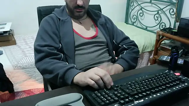 Italian dark desire online show from 11/28/25, 10:07