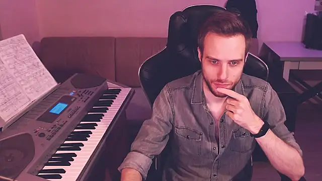 Snapshot of Sweetparker chatting on 12/04/24, 02:31 Sweetparker online show from 12/04/24, 02:31