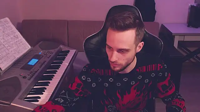 Snapshot of Sweetparker chatting on 12/24/24, 10:06 Sweetparker online show from 12/24/24, 10:06