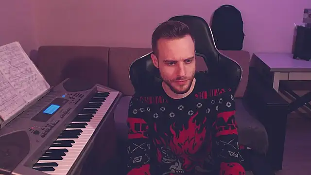 Snapshot of Sweetparker chatting on 12/25/24, 01:10 Sweetparker online show from 12/25/24, 01:10