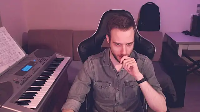 Snapshot of Sweetparker chatting on 01/28/25, 05:54 Sweetparker online show from 01/28/25, 05:54