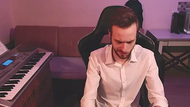 Snapshot of Sweetparker chatting on 02/19/25, 12:46 Sweetparker online show from 02/19/25, 12:46